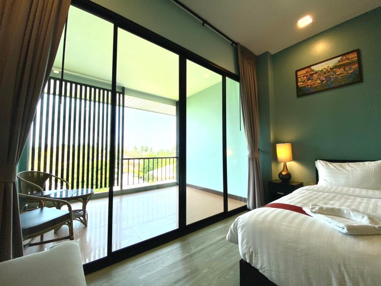 Maikaew Damnoen Tempat peranginan