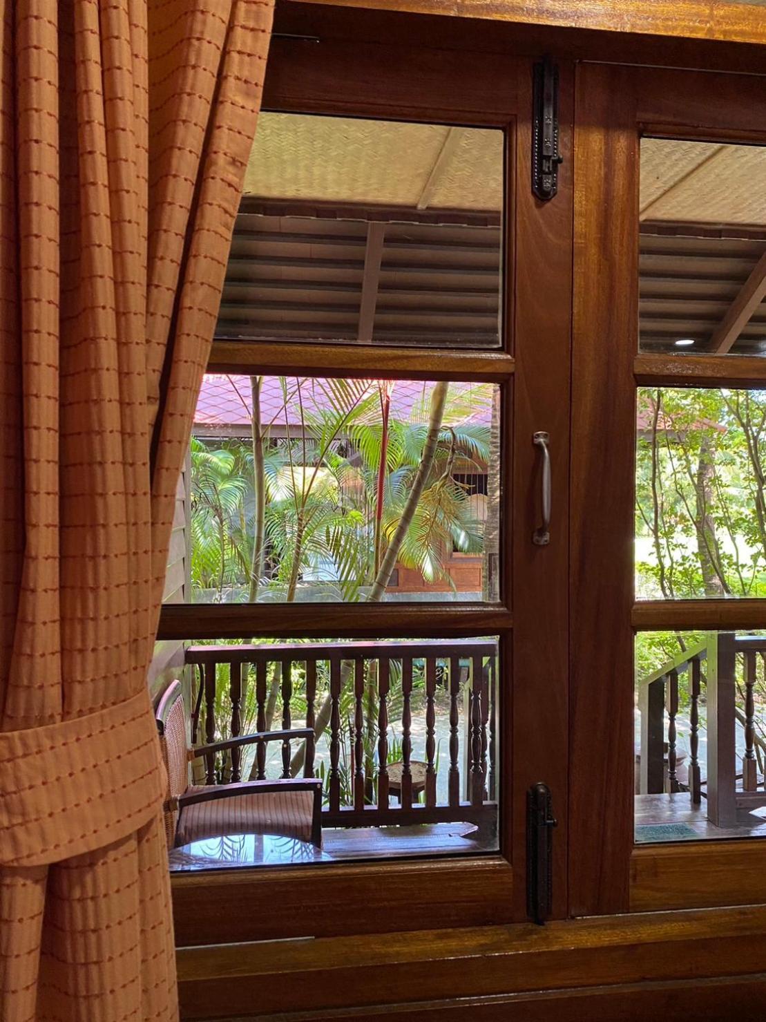 Maikaew Damnoen Tempat peranginan 4*